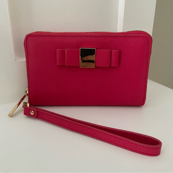 Danier Handbags - Danier Pink Leather Wristlet Wallet